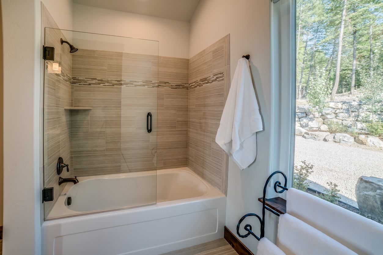 Shower & Tub Installation in Gainesville
